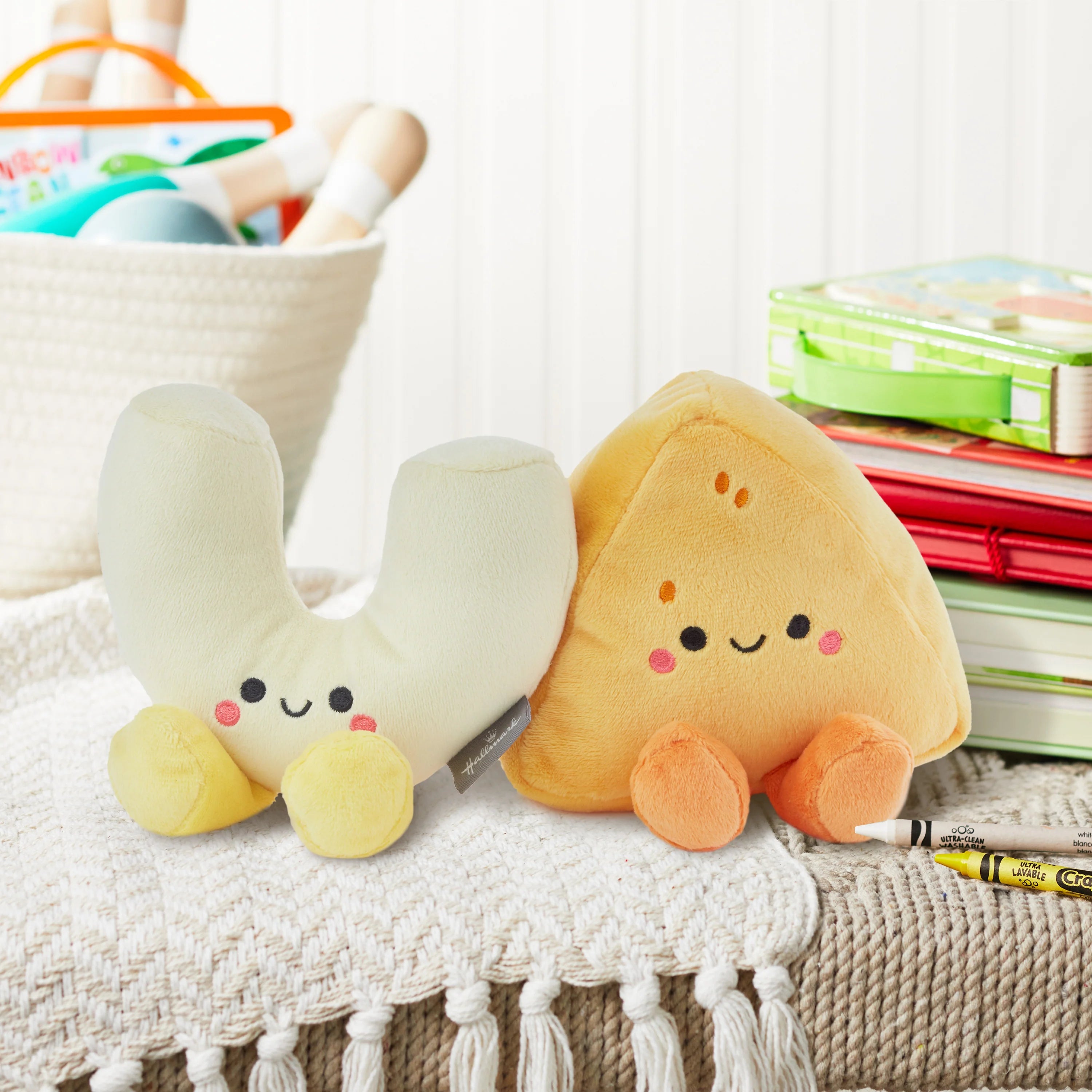 hallmark-better-together-mac-cheese-plush-toy
