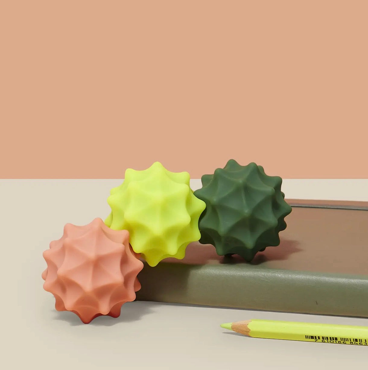 speks-odds-silicone-fidget-magnets