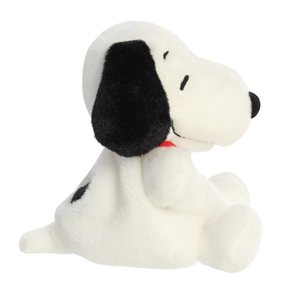 peanuts-snoopy-plush-toy